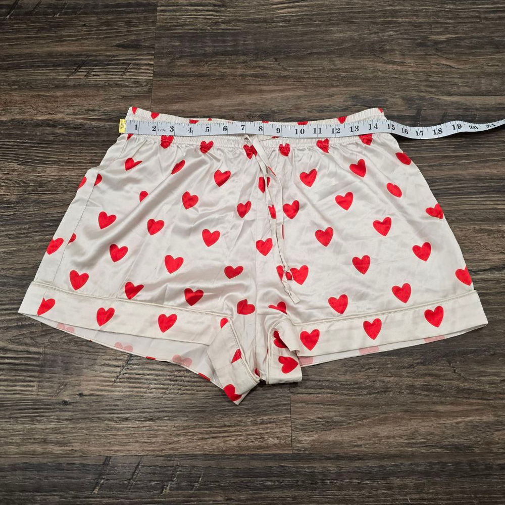 Show Me Your Mumu Queen of Hearts PJ Shorts XS Red Heart Satin New - Picture 5 of 9